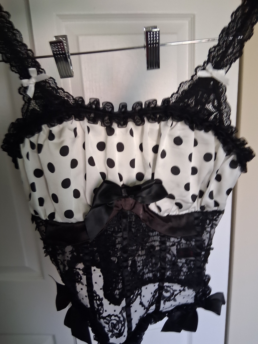 ROMWE Black & White Polka Dot Lace Trim Chemise